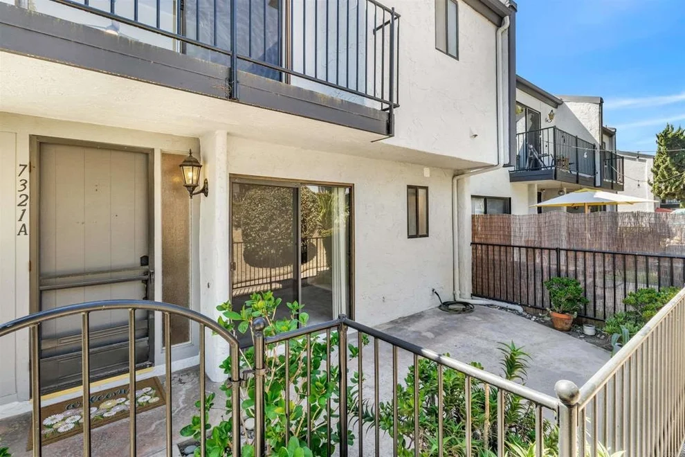 Unit for sale at 7321 Alicante, Carlsbad, CA 92009