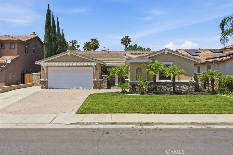 Unit for sale at 31870 Eureka, Winchester, CA 92596