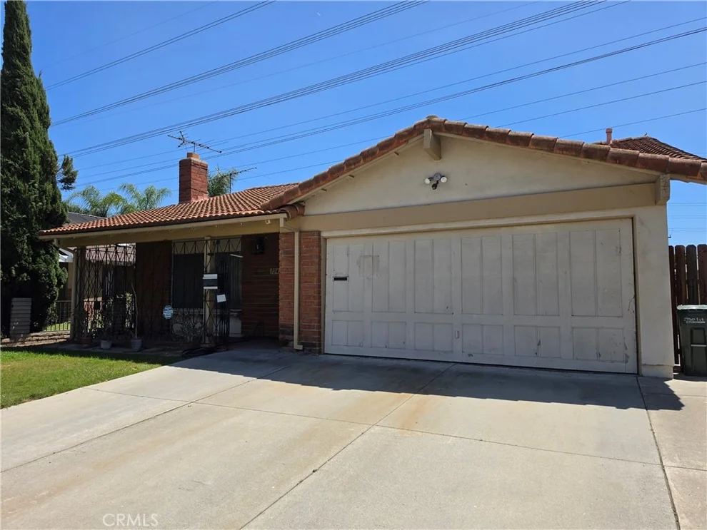 Unit for sale at 12412 Viarna Street, Cerritos, CA 90703