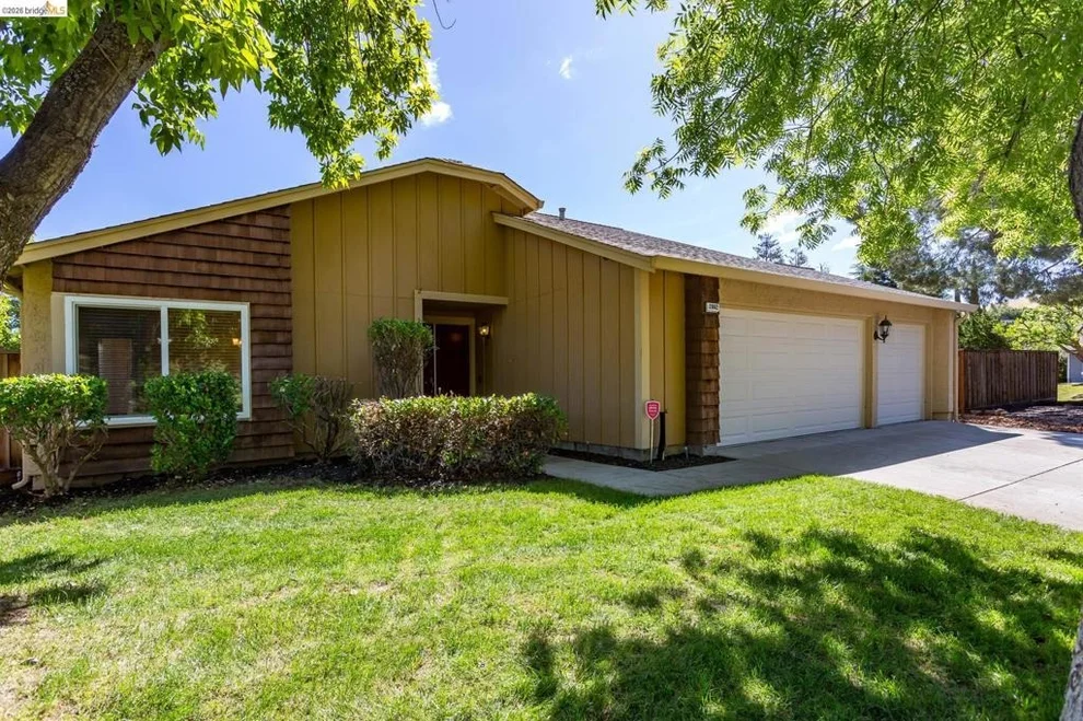 Unit for sale at 2802 Buttercup Ct, Antioch, CA 94531