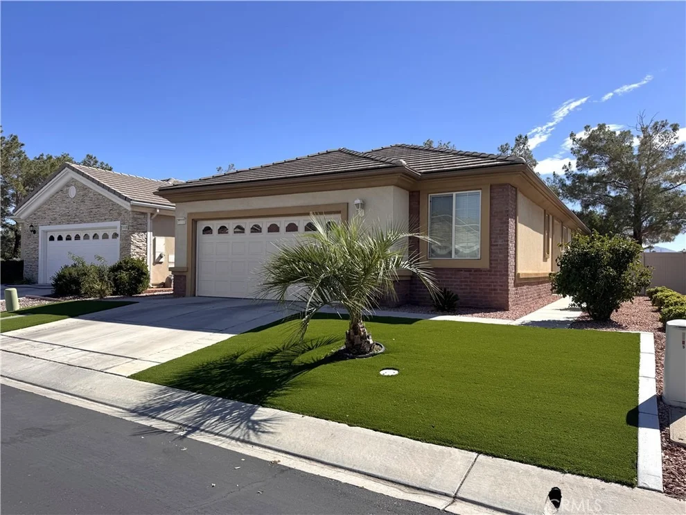 Unit for sale at 11115 Sun River Court, Apple Valley, CA 92308