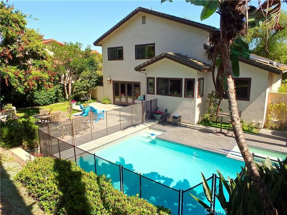 Unit for sale at 771 N Rancho Drive, Long Beach, CA 90815