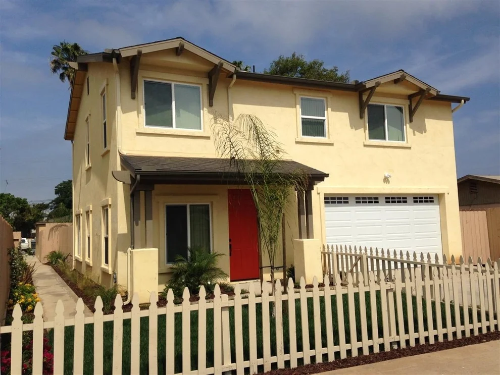 Unit for sale at 561 12th St, Imperial Beach, CA 91932