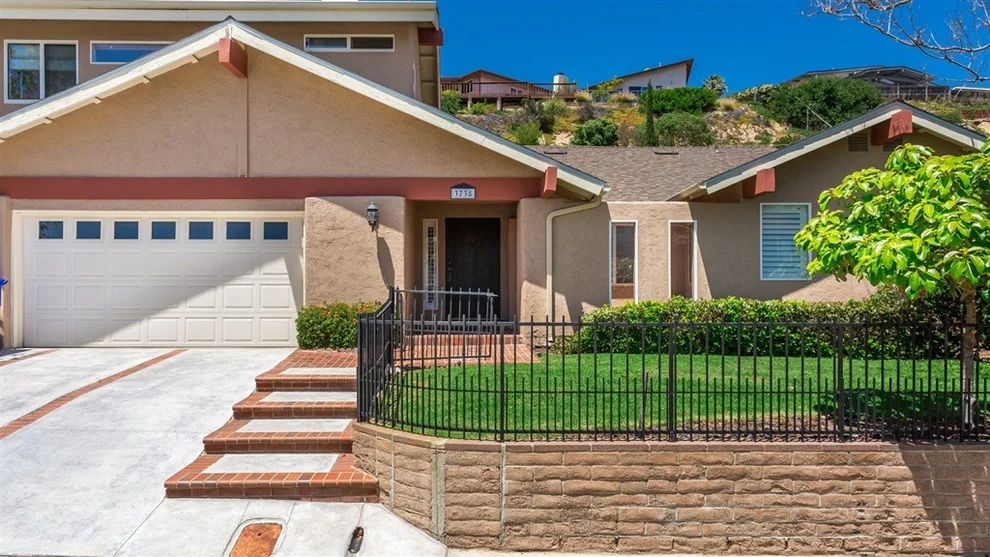 Unit for sale at 3738 Via Del Conquistador, San Diego, CA 92117