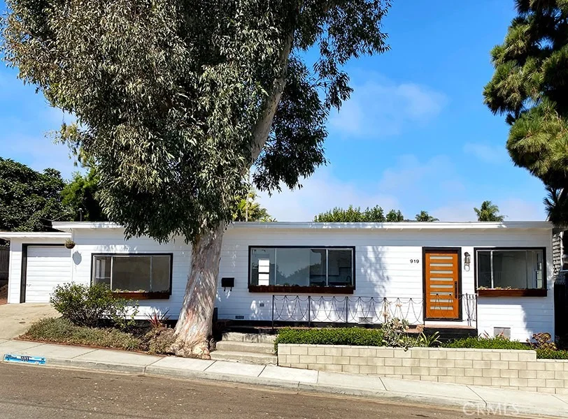 Unit for sale at 919 N Herrin Street, Manhattan Beach, CA 90266