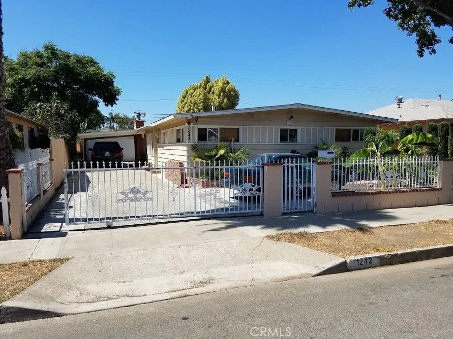 Unit for sale at 1242 S Shelton Street, Santa Ana, CA 92707
