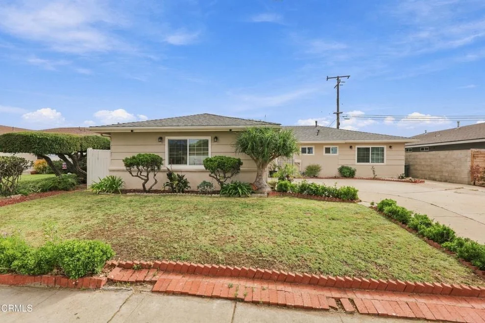 Unit for sale at 4400 Hamilton Avenue, Oxnard, CA 93033