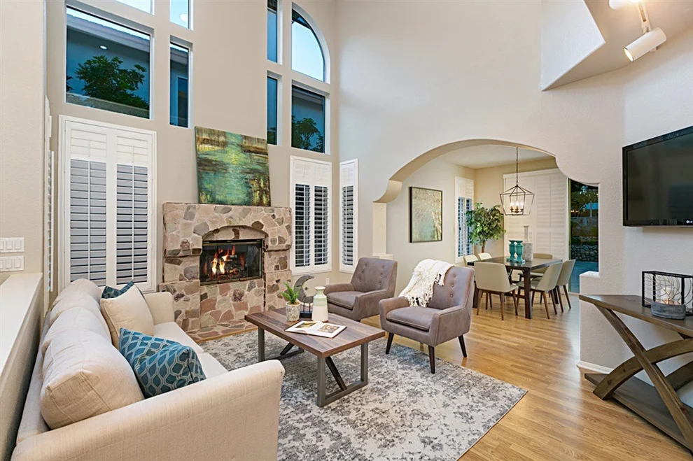 Unit for sale at 4598 Da Vinci St, San Diego, CA 92130