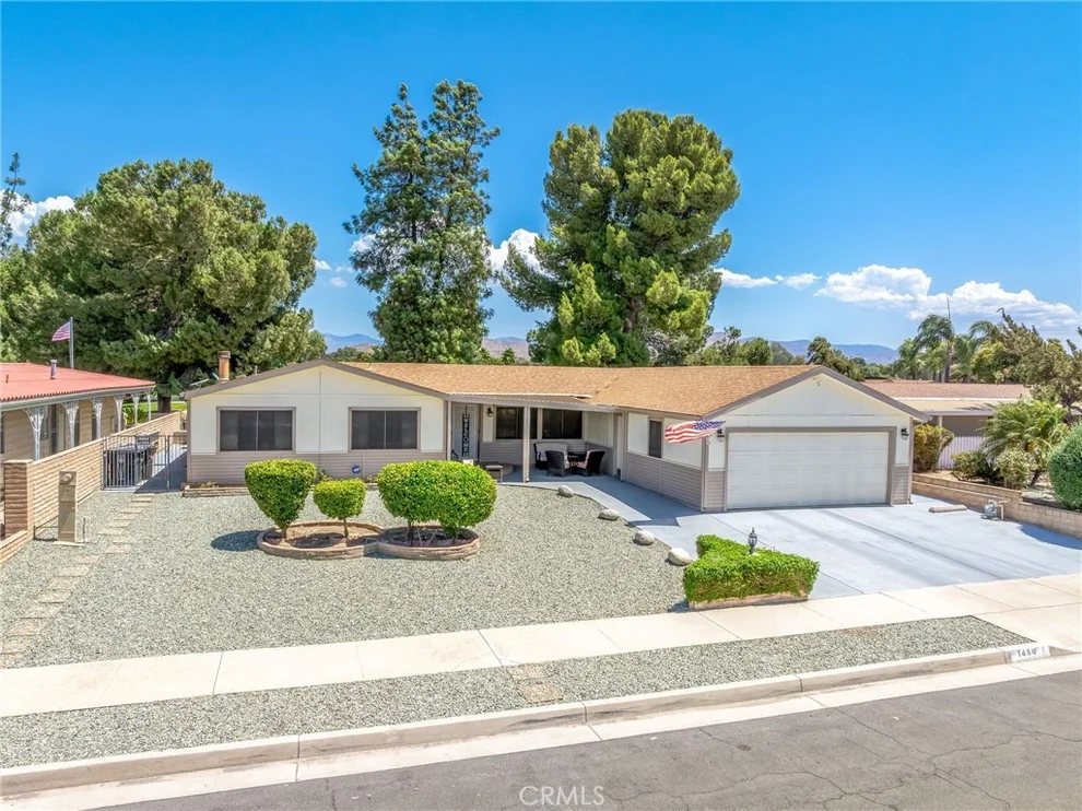 Unit for sale at 1480 Brentwood, Hemet, CA 92545