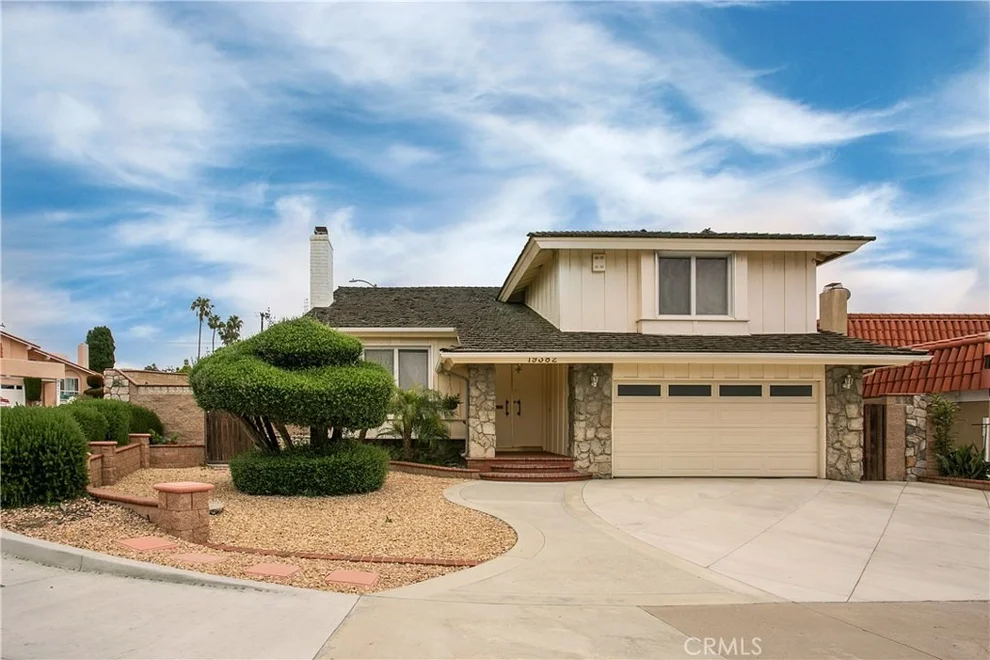 Unit for sale at 19382 Weymouth Lane, Huntington Beach, CA 92646