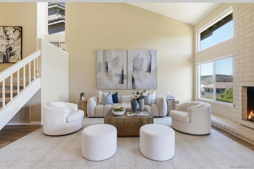 Unit for sale at 6547 Caminito Catalan, La Jolla, CA 92037