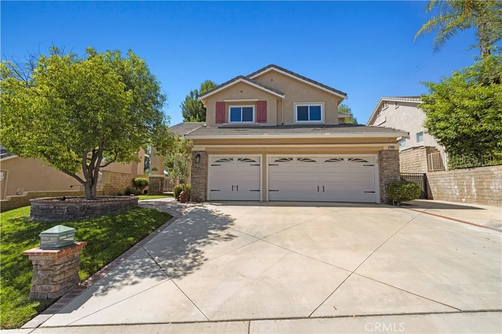 Unit for sale at 21658 Canyon Heights Circle, Saugus, CA 91390