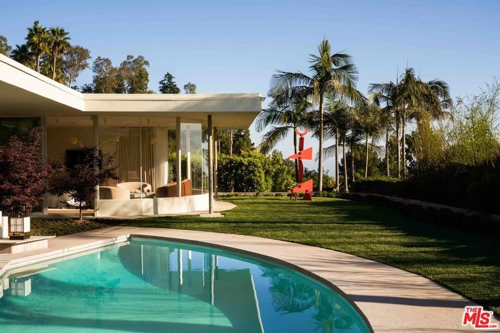 Unit for sale at 1865 Loma Vista Drive, Beverly Hills, CA 90210