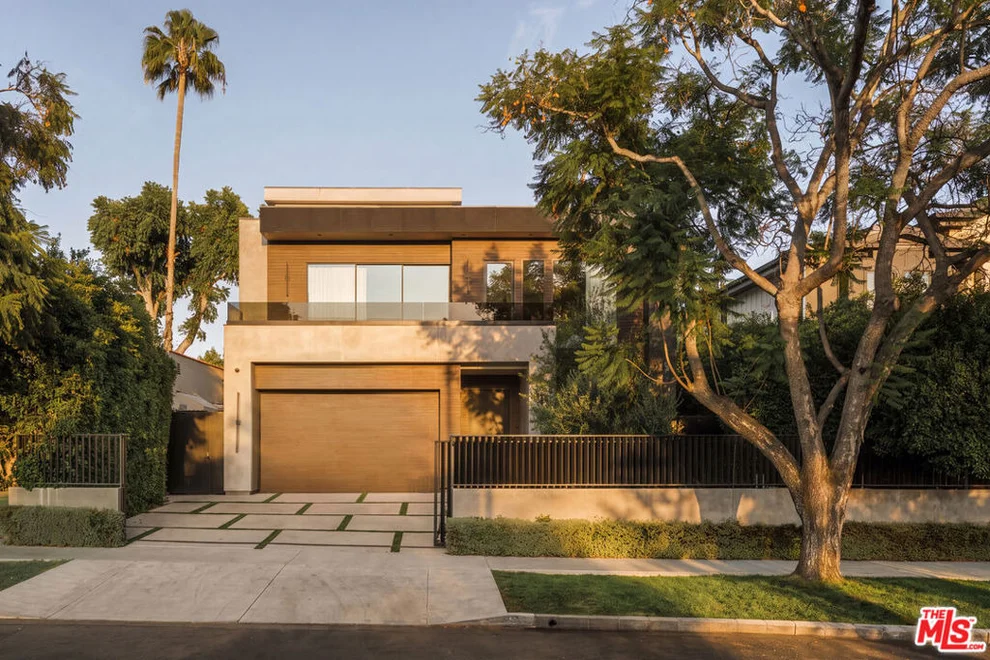 Unit for sale at 738 N Harper Avenue, Los Angeles, CA 90046