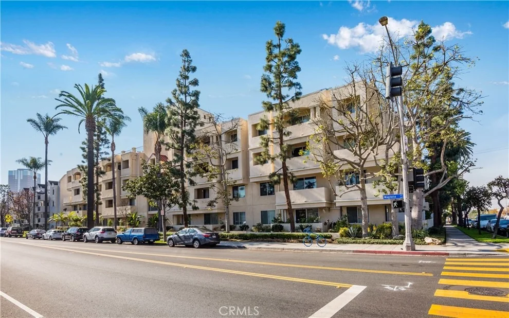 Unit for sale at 535 Magnolia Avenue, Long Beach, CA 90802
