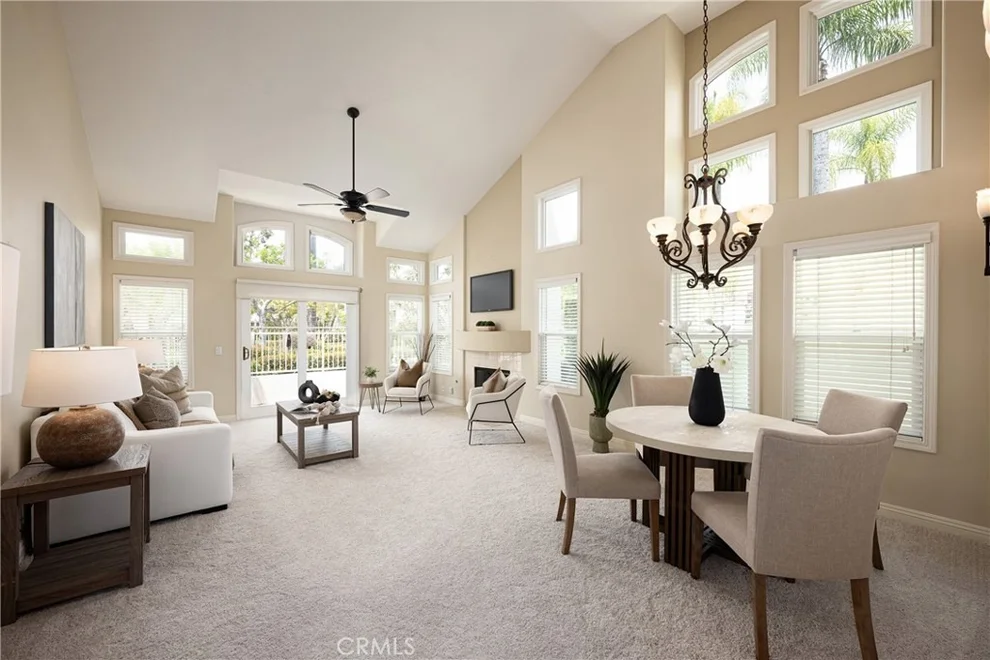 Unit for sale at 5 Calle Del Norte, Rancho Santa Margarita, CA 92688