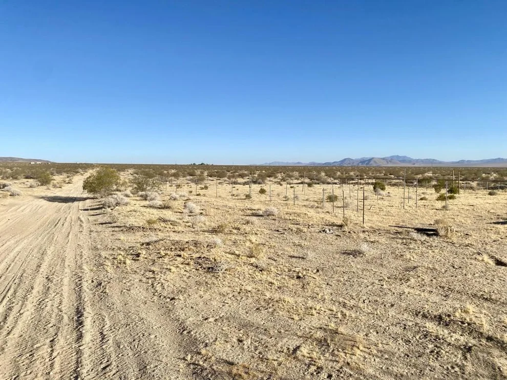 Unit for sale at 104 Joshua Tree Road, Johnson Valley, CA 92285