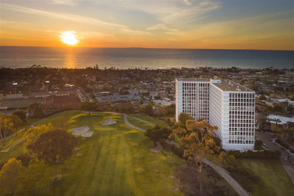 Unit for sale at 1001 Genter St, La Jolla, CA 92037