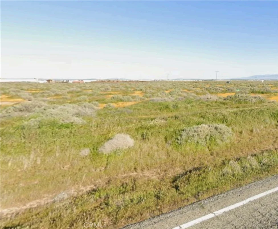 Unit for sale at 6900 Avenue C-12, Lancaster, CA 93536