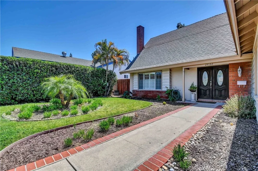 Unit for sale at 24122 Birdrock Drive, Lake Forest, CA 92630