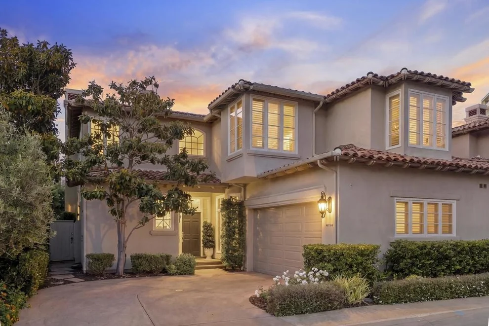 Unit for sale at 9643 Claiborne Square, La Jolla, CA 92037