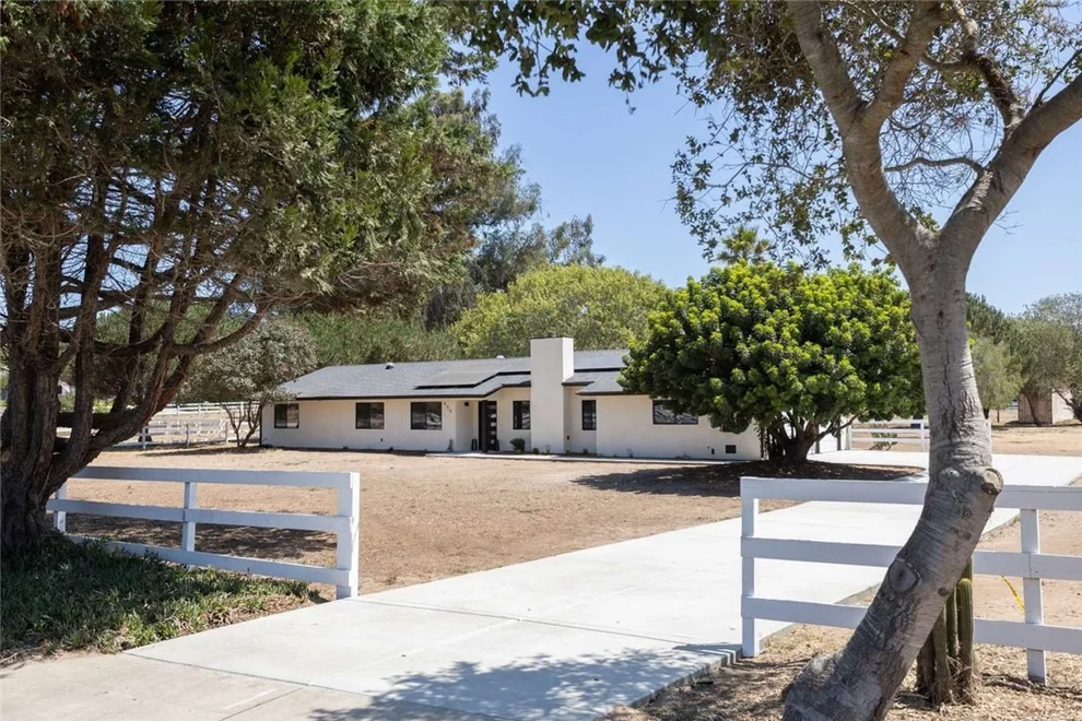 Unit for sale at 655 Ralcoa Way, Arroyo Grande, CA 93420