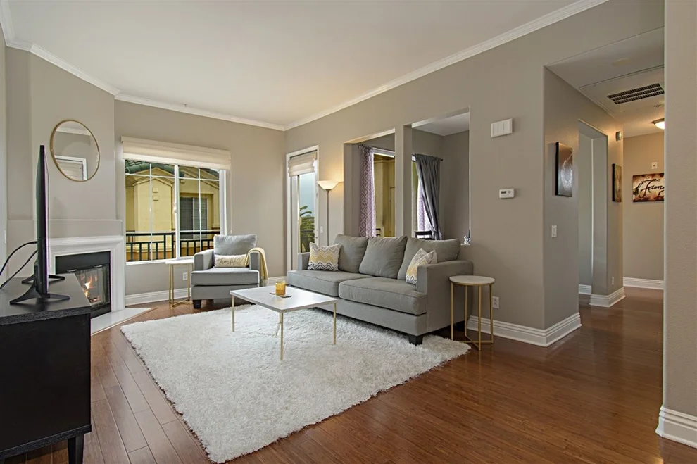 Unit for sale at 12374 Carmel Country Rd, San Diego, CA 92130