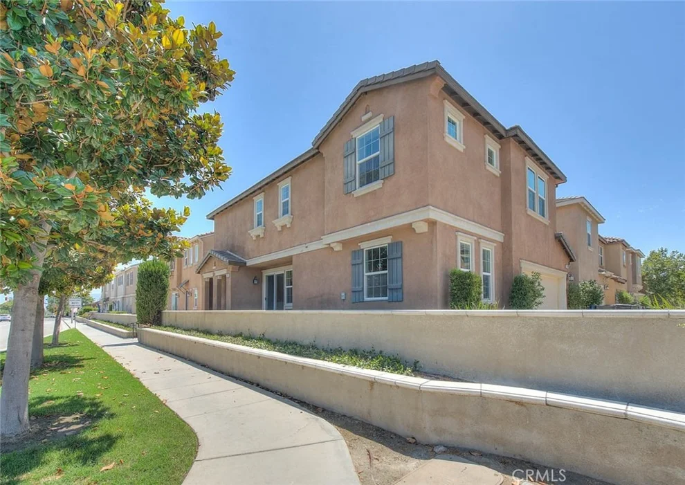 Unit for sale at 6130 Snapdragon, Eastvale, CA 92880