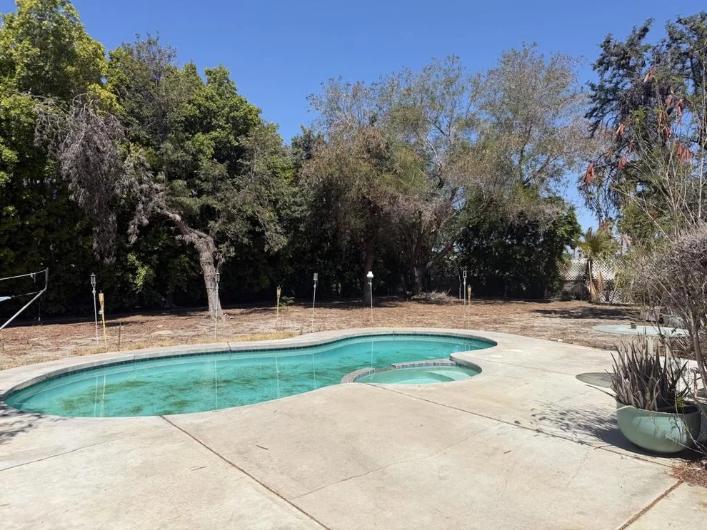 Unit for sale at 2151 N Farrell Drive, Palm Springs, CA 92262