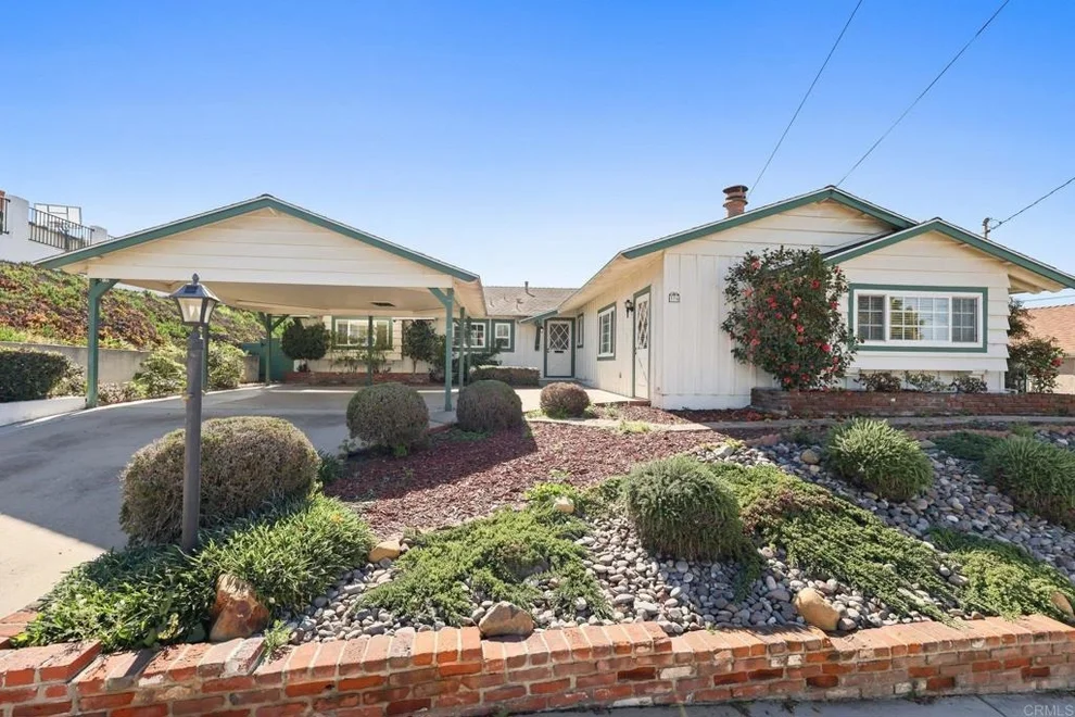 Unit for sale at 376 Roman Way, Chula Vista, CA 91911
