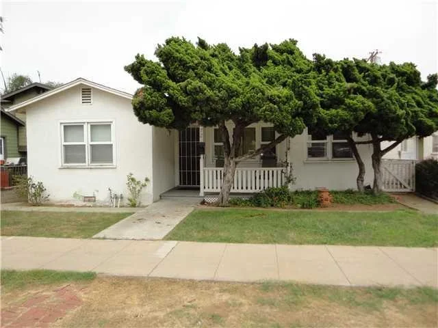 Unit for sale at 721 3rd Street, Encinitas, CA 92024