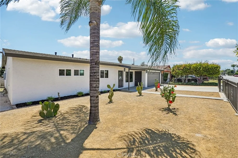 Unit for sale at 902 E Olive Street, Pomona, CA 91766