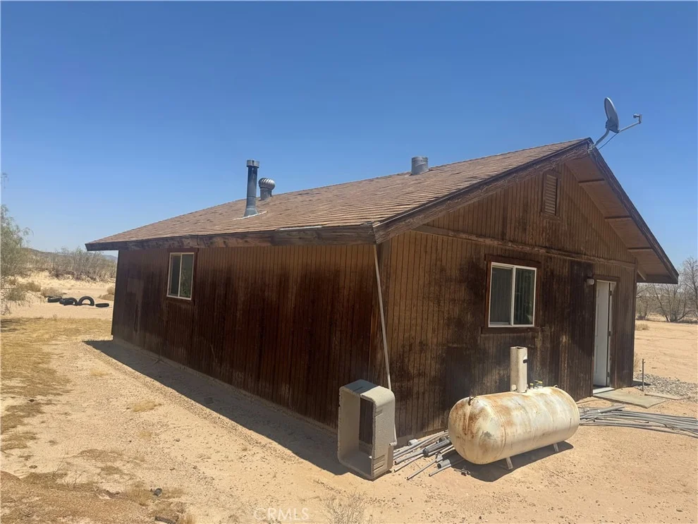 Unit for sale at 36073 Ramona Road, Newberry Springs, CA 92365