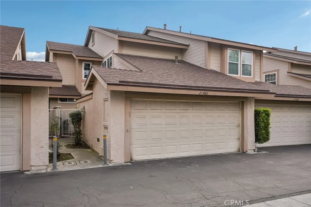 Unit for sale at 21466 Cypresswood, Lake Forest, CA 92630