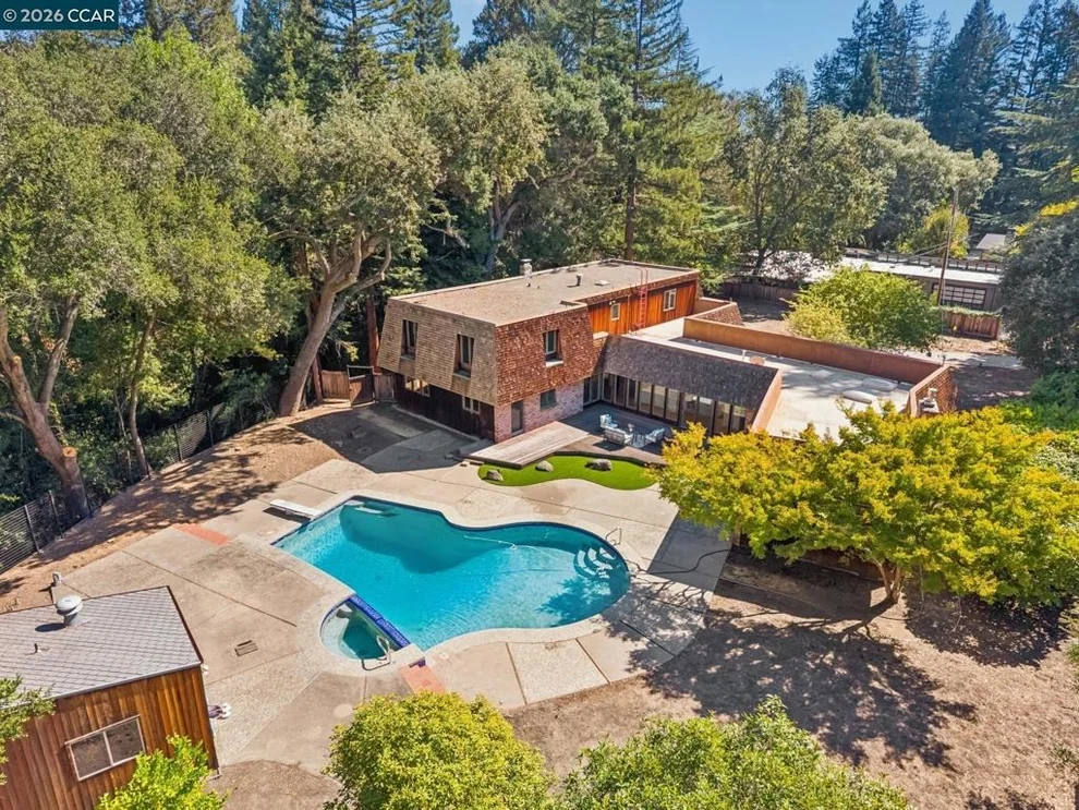 Unit for sale at 3686 Happy Valley Rd, Lafayette, CA 94549