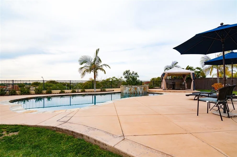 Unit for sale at 912 Chesapeake Pl, Chula Vista, CA 91914