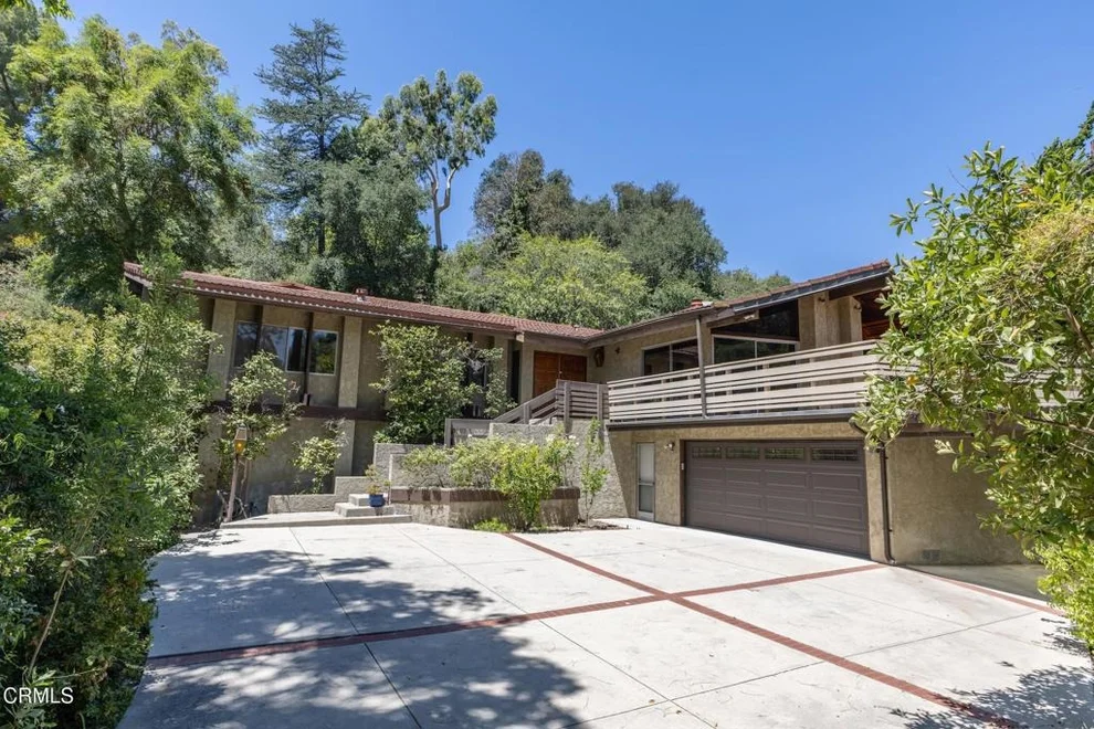 Unit for sale at 579 Laguna Road, Pasadena, CA 91105