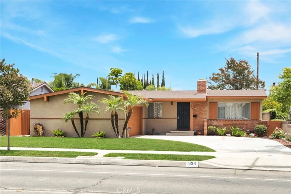 Unit for sale at 324 N La Reina Street, Anaheim, CA 92801