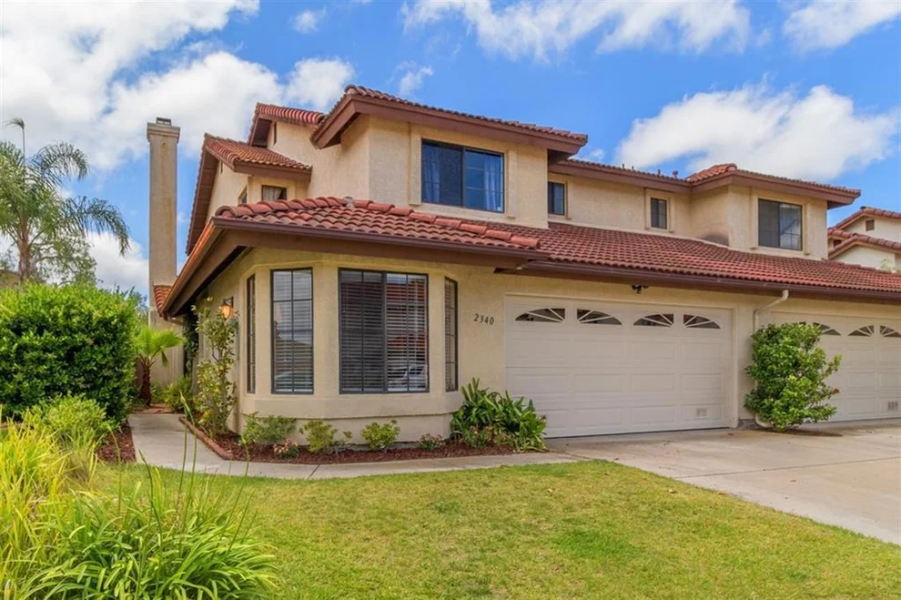 Unit for sale at 2340 Summerhill Drive, Encinitas, CA 92024