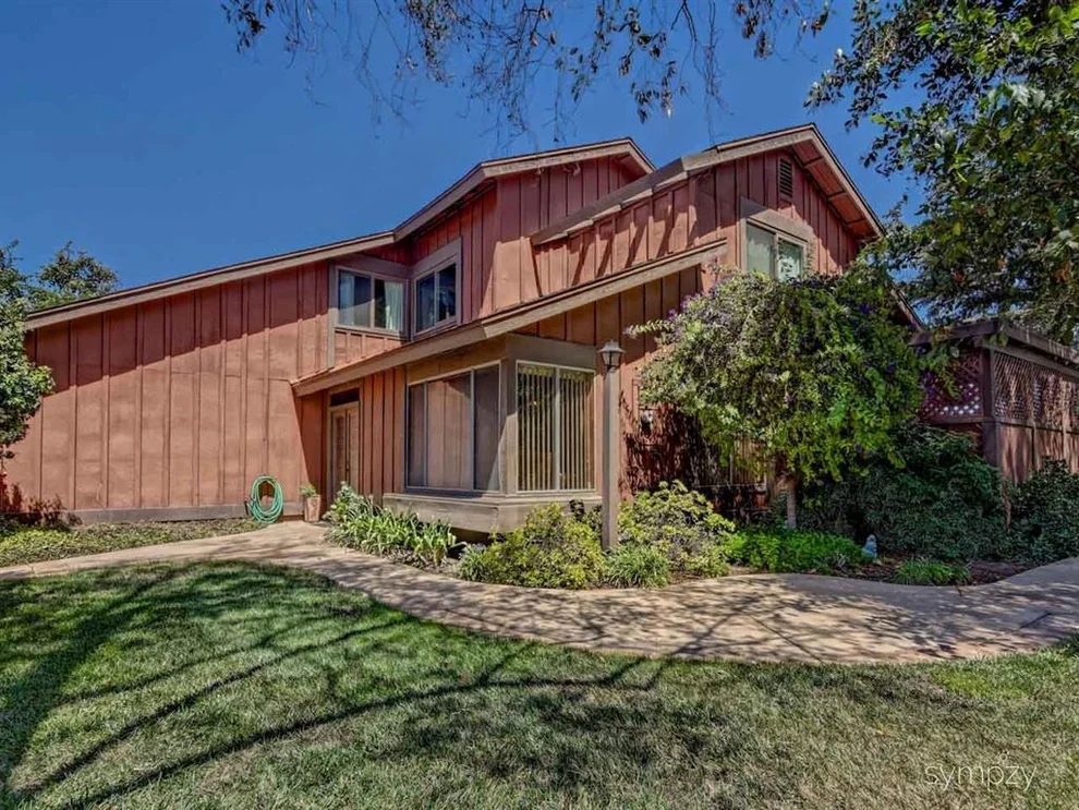 Unit for sale at 2715 Ledgetop Place, Spring Valley, CA 91977