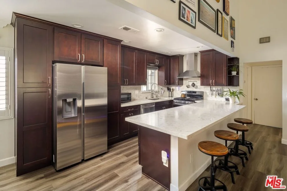Unit for sale at 718 N Raymond Avenue, Pasadena, CA 91103