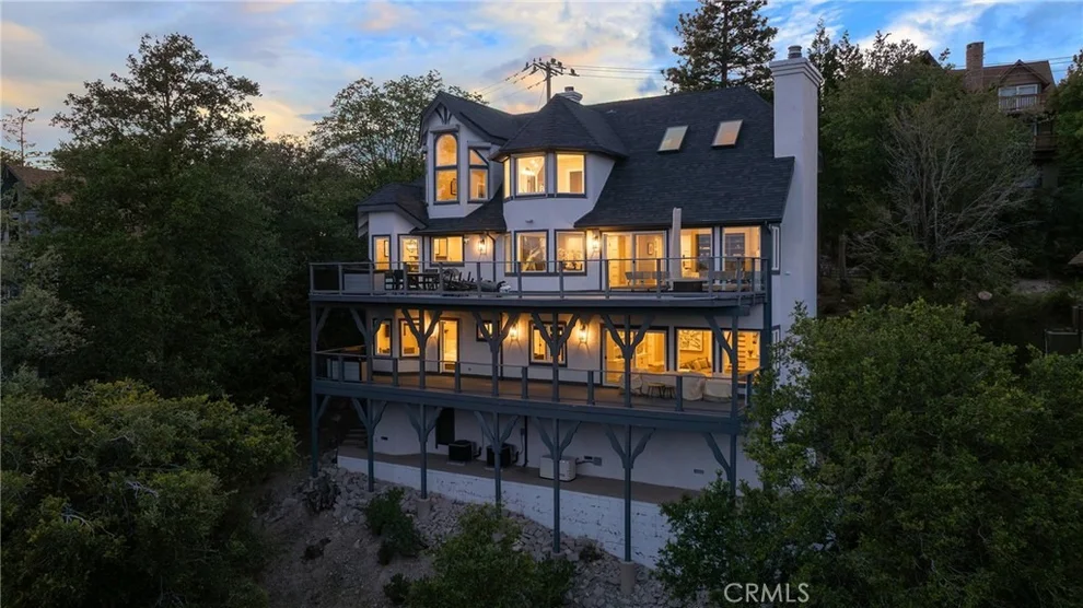 Unit for sale at 27417 Matterhorn, Lake Arrowhead, CA 92352