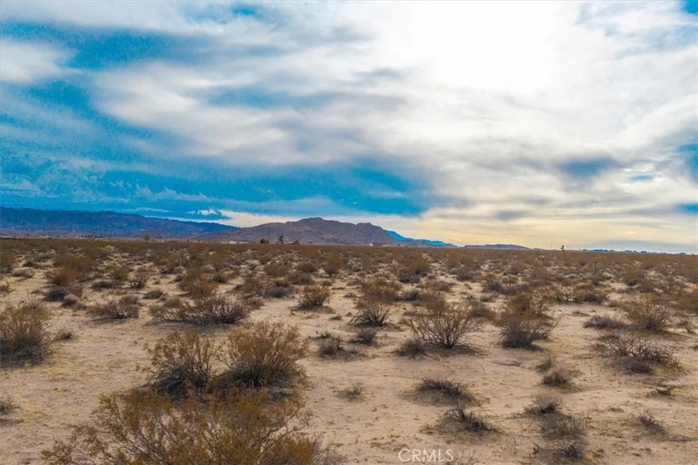 Unit for sale at 62155 Moonlight Mesa Street, Joshua Tree, CA 92252