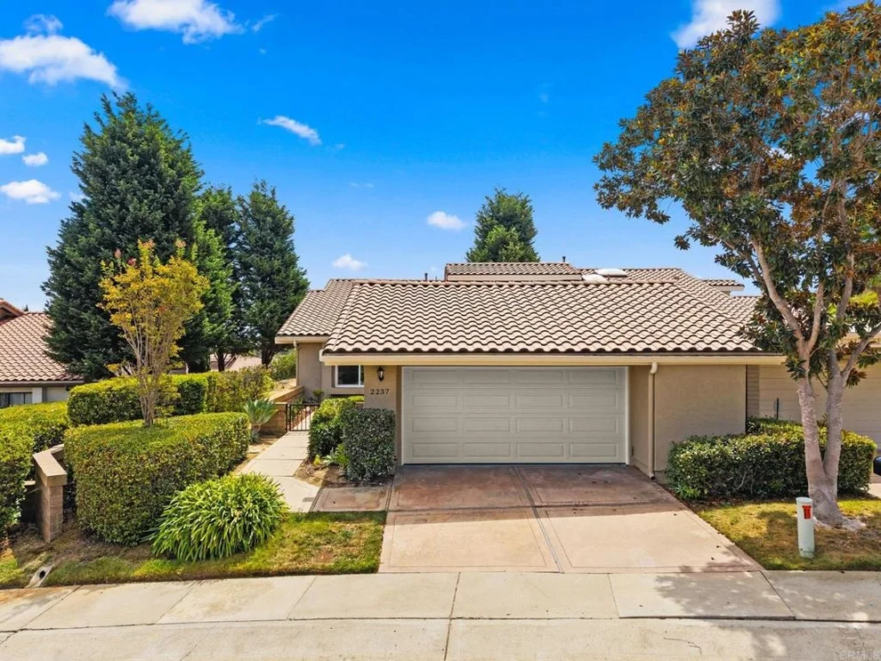 Unit for sale at 2237 Via Pedrera, La Jolla, CA 92037
