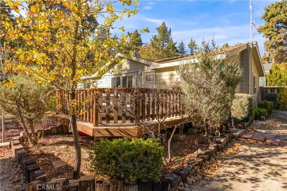 Unit for sale at 23700 Clement Way, Idyllwild, CA 92549
