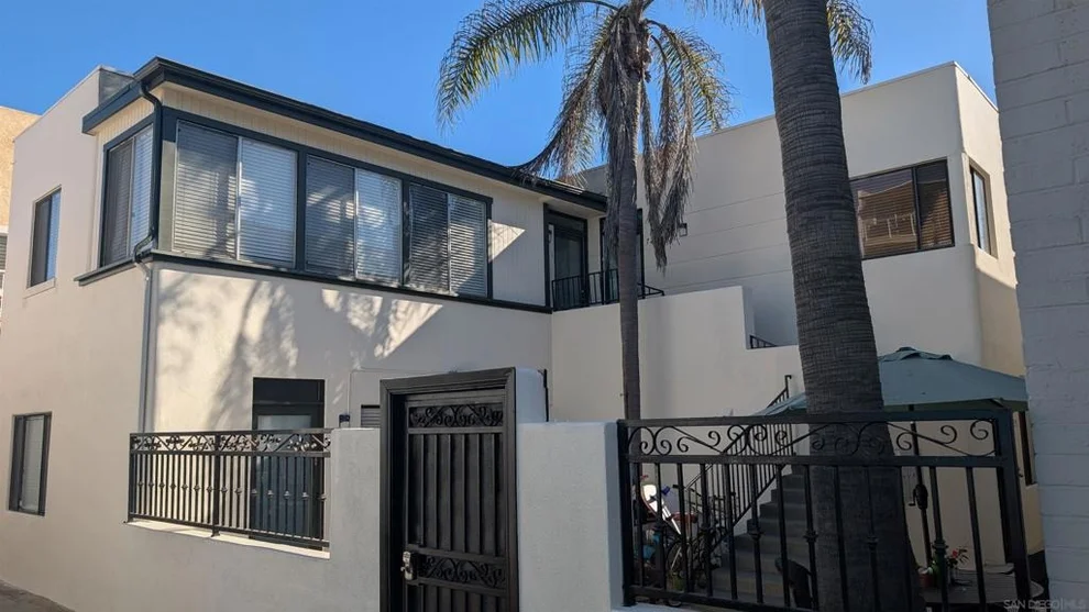 Unit for sale at 729 35 Queenstown Ct, San Diego, CA 92109