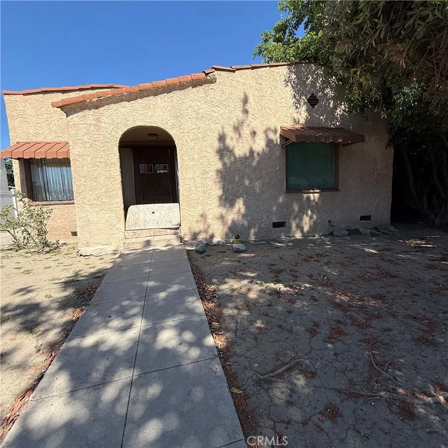 Unit for sale at 8772 Prince Avenue, Los Angeles, CA 90002