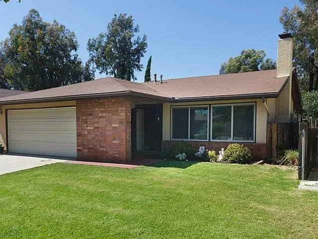Unit for sale at 554 Prado Verde, San Marcos, CA 92069