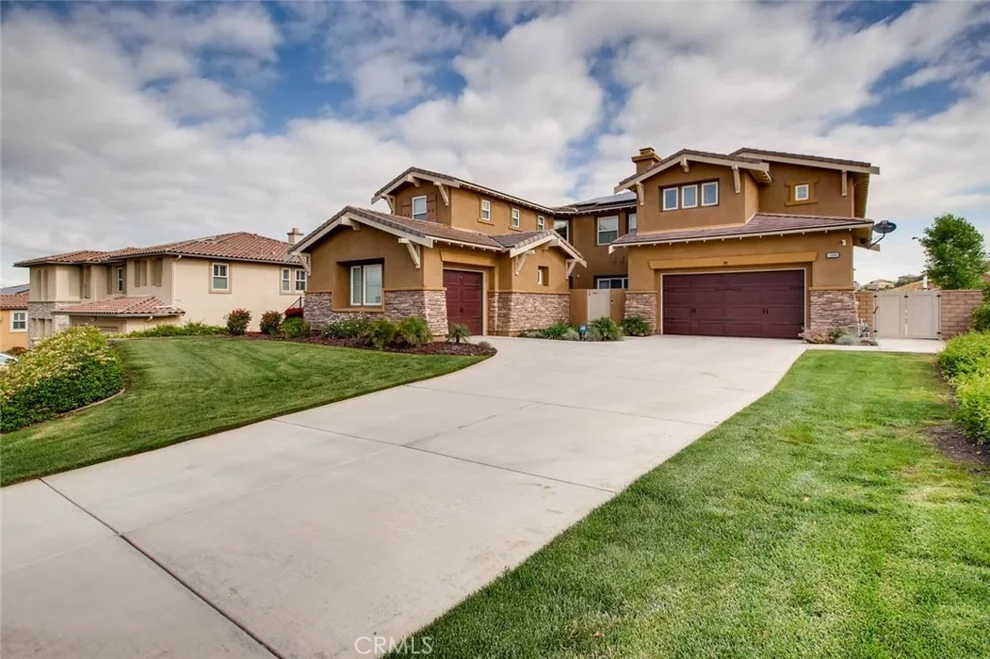 Unit for sale at 15888 Laurel Branch Court, Riverside, CA 92503