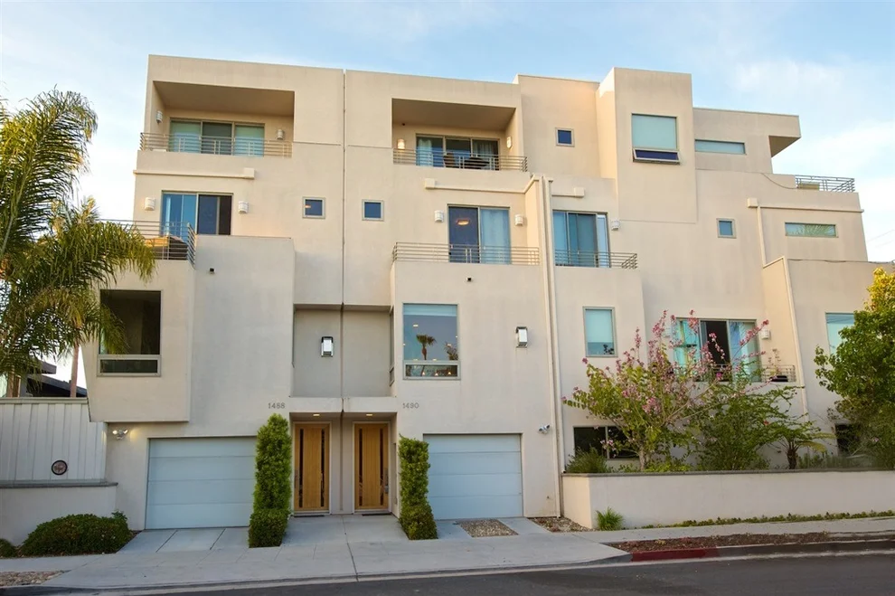 Unit for sale at 1490 Essex, San Diego, CA 92103